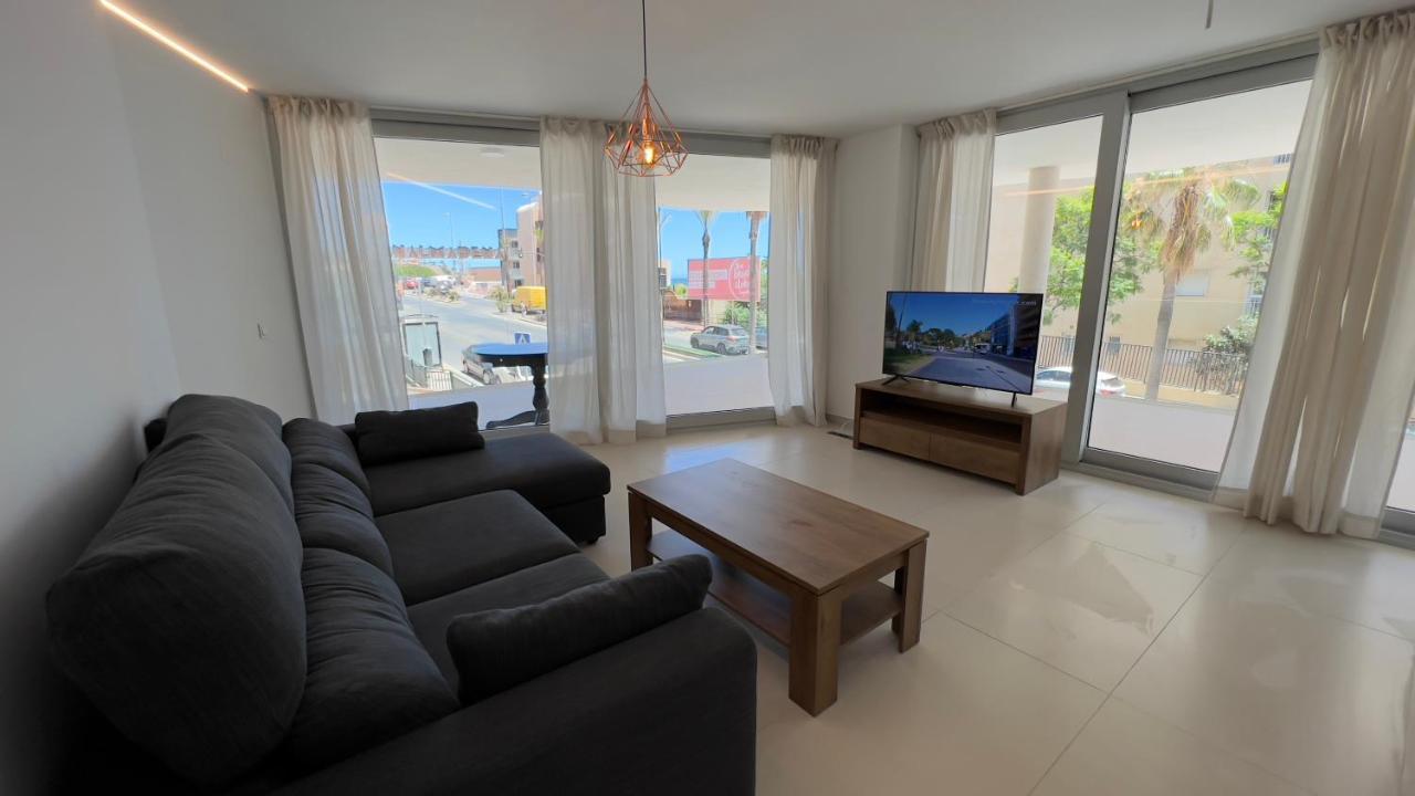 2Bedroom Beach Front Unit Wave Collection Fuengirola Exterior photo